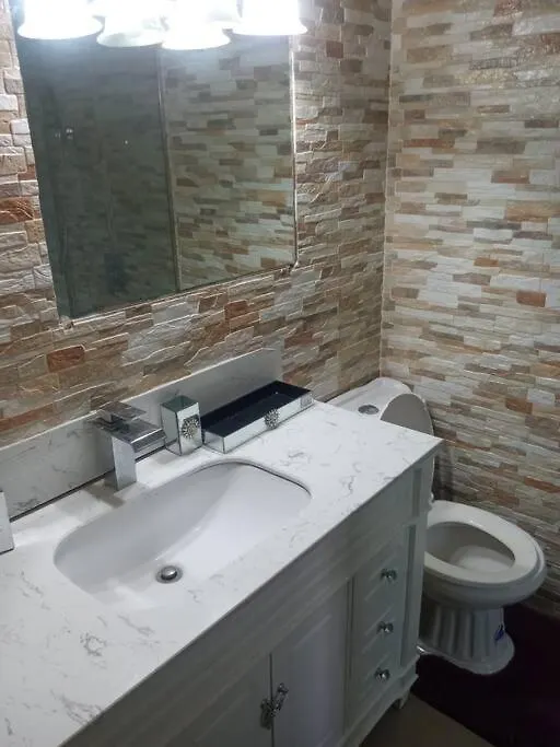 Kangol'S Studio Apartment Montego Bay